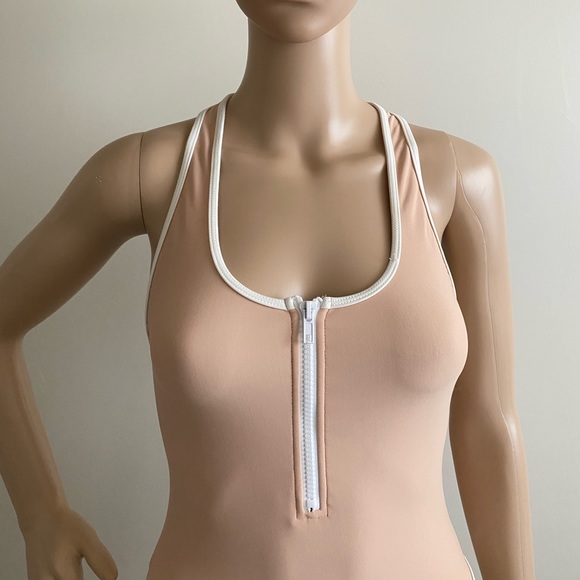 NWOT Razorback Swimsuit - Picture 4 of 14